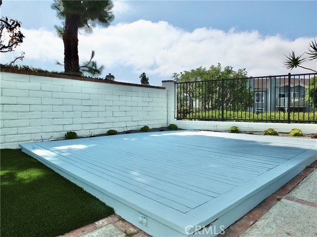 35 Bawley Street, Laguna Niguel CA: https://media.crmls.org/medias/0c01ba19-464e-412d-8a5e-ebbf9ba18380.jpg