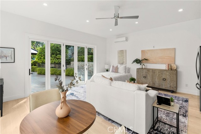 19022 Shamrock Lane, Yorba Linda CA: https://media.crmls.org/medias/0c03073b-4eb8-4ed6-90ba-9d4c66d92748.jpg