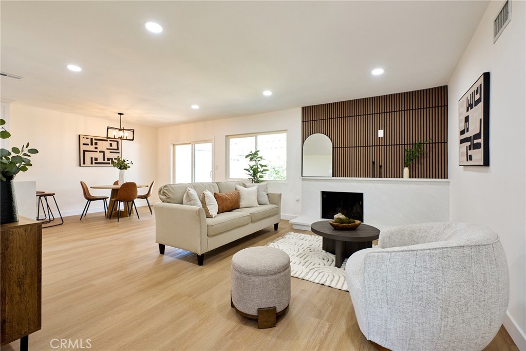 MLS #OC26138586 image #5