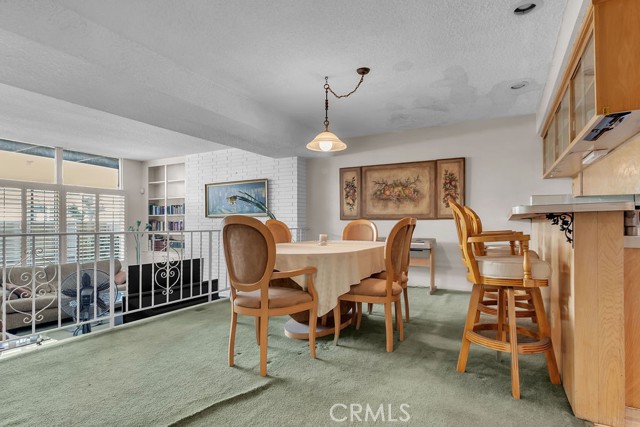 Detail Gallery Image 7 of 28 For 5348 Fairview Bld #3,  Ladera Heights,  CA 90056 - 2 Beds | 2/1 Baths