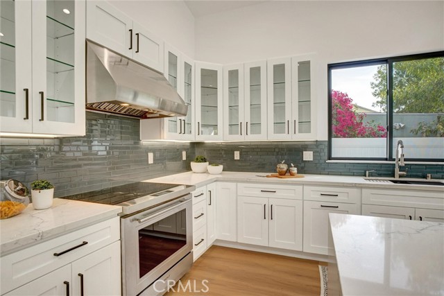 Detail Gallery Image 23 of 74 For 14136 Emelita St, Sherman Oaks,  CA 91401 - 4 Beds | 4/1 Baths