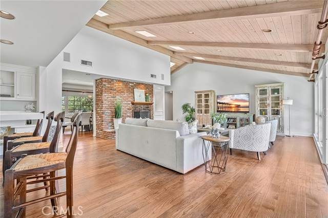 42 Empty Saddle Road, Rolling Hills Estates CA: https://media.crmls.org/medias/0c050e96-bc27-4ae4-982a-c0aca22508ee.jpg