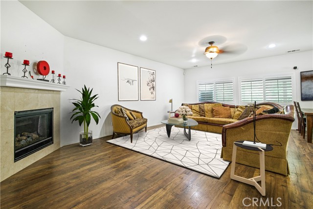 18019 Lapis Lane, San Bernardino CA: https://media.crmls.org/medias/0c05355d-f2b0-4ec7-916e-0f9fc6196c0d.jpg