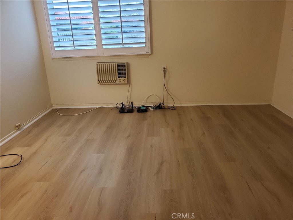 MLS #OC25261405 image #15