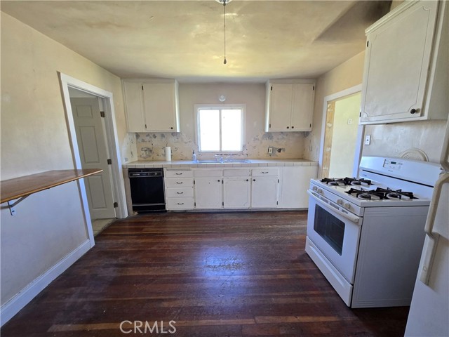 Detail Gallery Image 5 of 23 For 621 Colusa St, Orland,  CA 95963 - 4 Beds | 1/1 Baths