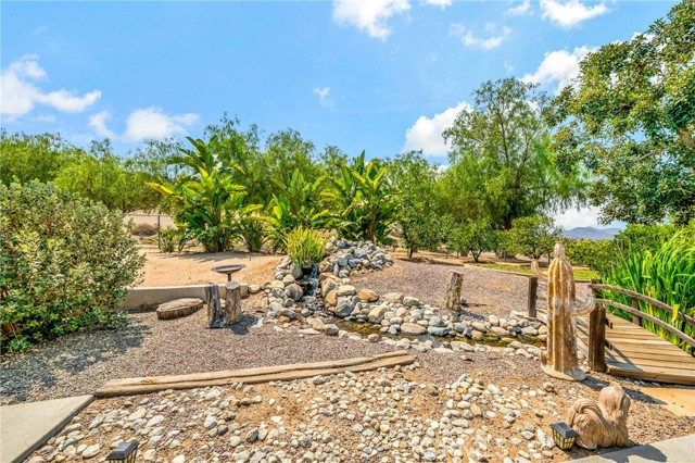 40555 Benji Lane, Hemet CA: https://media.crmls.org/medias/0c05caf7-97d5-4984-b6b2-c5be6670bf15.jpg