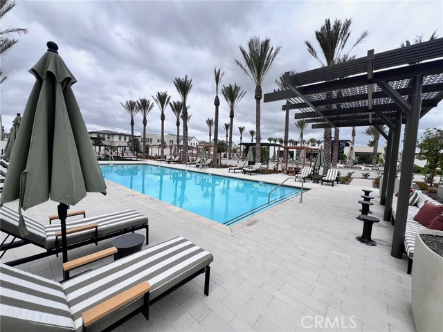 200 Orange Grove, Lake Forest CA: https://media.crmls.org/medias/0c06c46a-0842-4169-b38a-4bface43096f.jpg