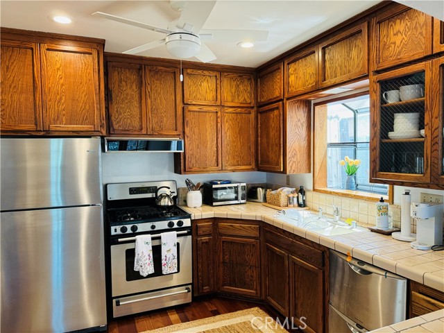 87 Rivo Alto Canal, Long Beach CA: https://media.crmls.org/medias/0c073420-9d09-4b35-82a0-dd121579aa03.jpg