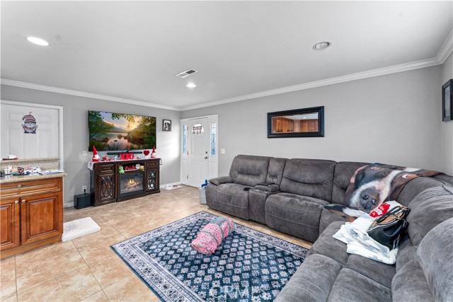 Detail Gallery Image 21 of 25 For 8720 Villa Dr, Whittier,  CA 90602 - 4 Beds | 4 Baths