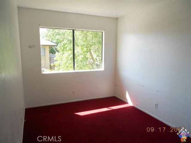 38023 20th E Street, Palmdale CA: https://media.crmls.org/medias/0c077afa-6971-4cbc-81ab-ae85fb17e8f8.jpg