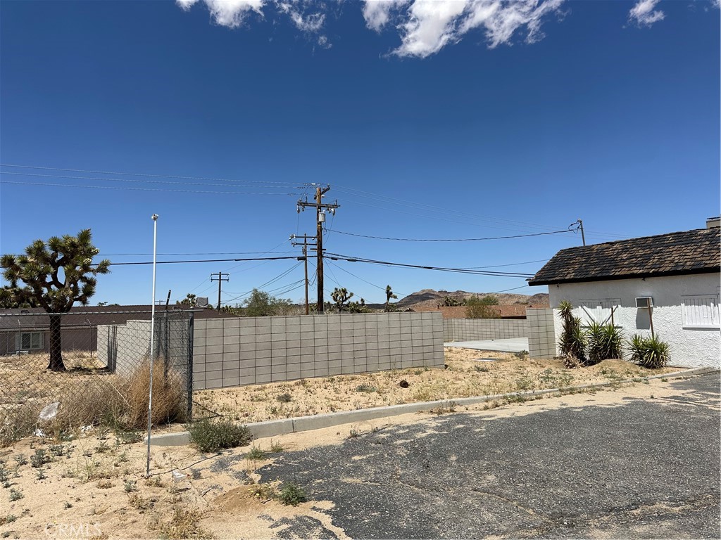 MLS #OC25191484 image #4