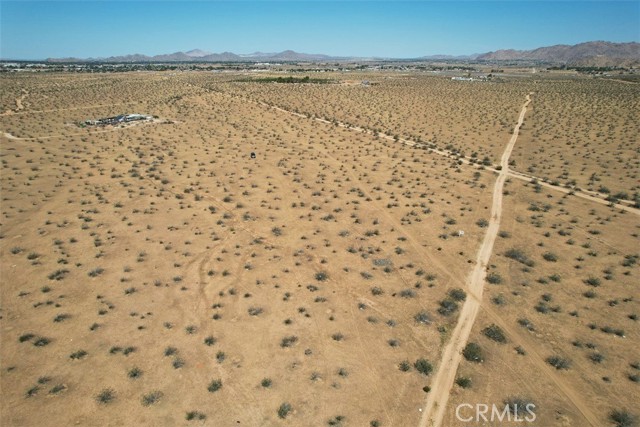 2 Lynn Road, Apple Valley, California 92307, ,Land,For Sale,2 Lynn Road,CRHD23170098