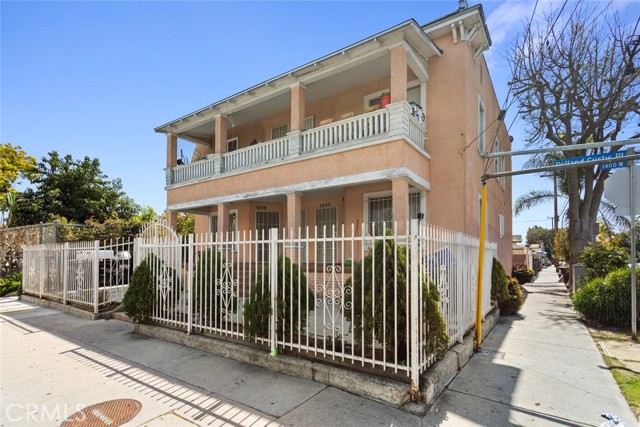 Image 3 for 1438 Rolland Curtis Place, Los Angeles, CA 90062