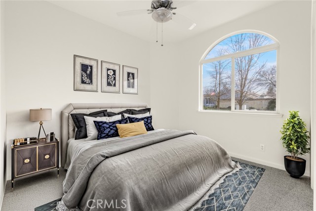 Detail Gallery Image 11 of 16 For 338 Royal Glen, Chico,  CA 95973 - 3 Beds | 2 Baths