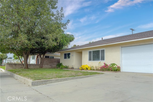 Detail Gallery Image 1 of 1 For 1409 W College Ave, Lompoc,  CA 93436 - 3 Beds | 2 Baths