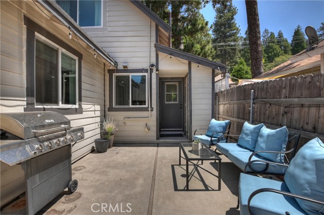 22989 Pine Lane, Crestline CA: https://media.crmls.org/medias/0c08c11a-0fcd-4cac-806b-4f1ea7ff5d48.jpg