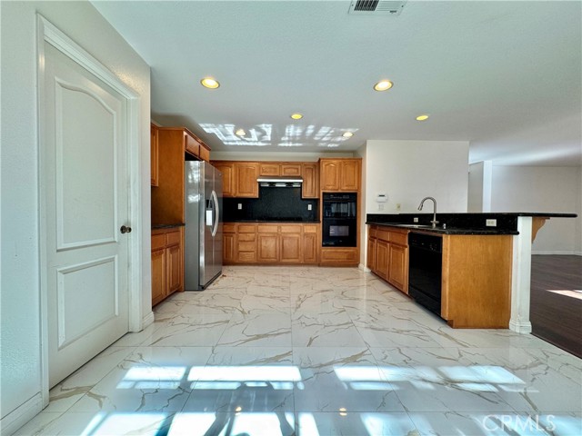 Detail Gallery Image 14 of 49 For 16612 China Berry Ct, Chino Hills,  CA 91709 - 4 Beds | 3/1 Baths
