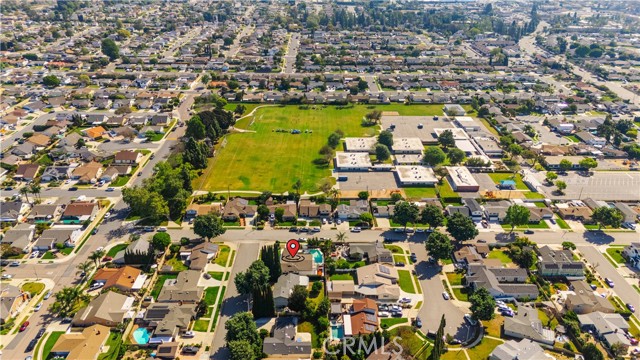 630 Shady Ln, Placentia CA: https://media.crmls.org/medias/0c0a9929-e53c-4ae5-94fa-f7801b312b87.jpg