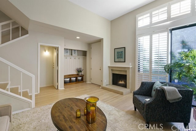 2 Bed Home for Sale in Sherman Oaks, California