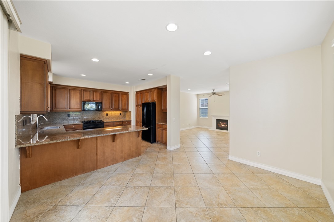 Detail Gallery Image 13 of 36 For 37295 Ascella Ln, Murrieta,  CA 92563 - 3 Beds | 2/1 Baths