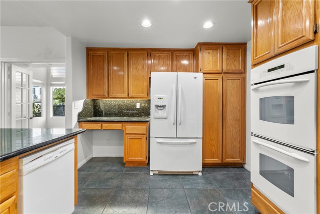 Detail Gallery Image 19 of 64 For 24436 Hampton Dr #C,  Valencia,  CA 91355 - 2 Beds | 2/1 Baths