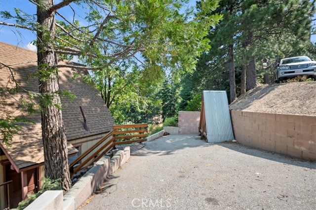 Detail Gallery Image 28 of 29 For 30909 Live Oak Dr, Running Springs,  CA 92382 - 3 Beds | 2 Baths