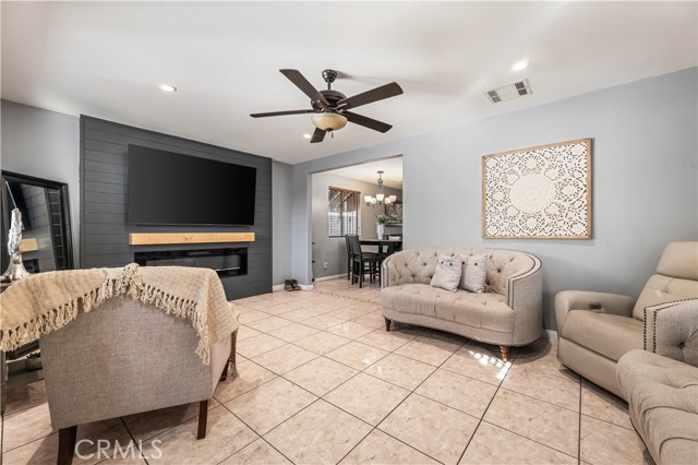 Detail Gallery Image 16 of 54 For 13250 Mercer St, Pacoima,  CA 91331 - 3 Beds | 2 Baths
