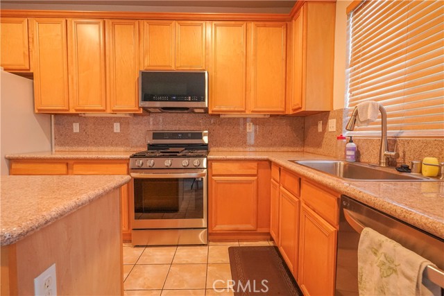 Detail Gallery Image 21 of 48 For 15133 Pasture, Victorville,  CA 92394 - 4 Beds | 2/1 Baths