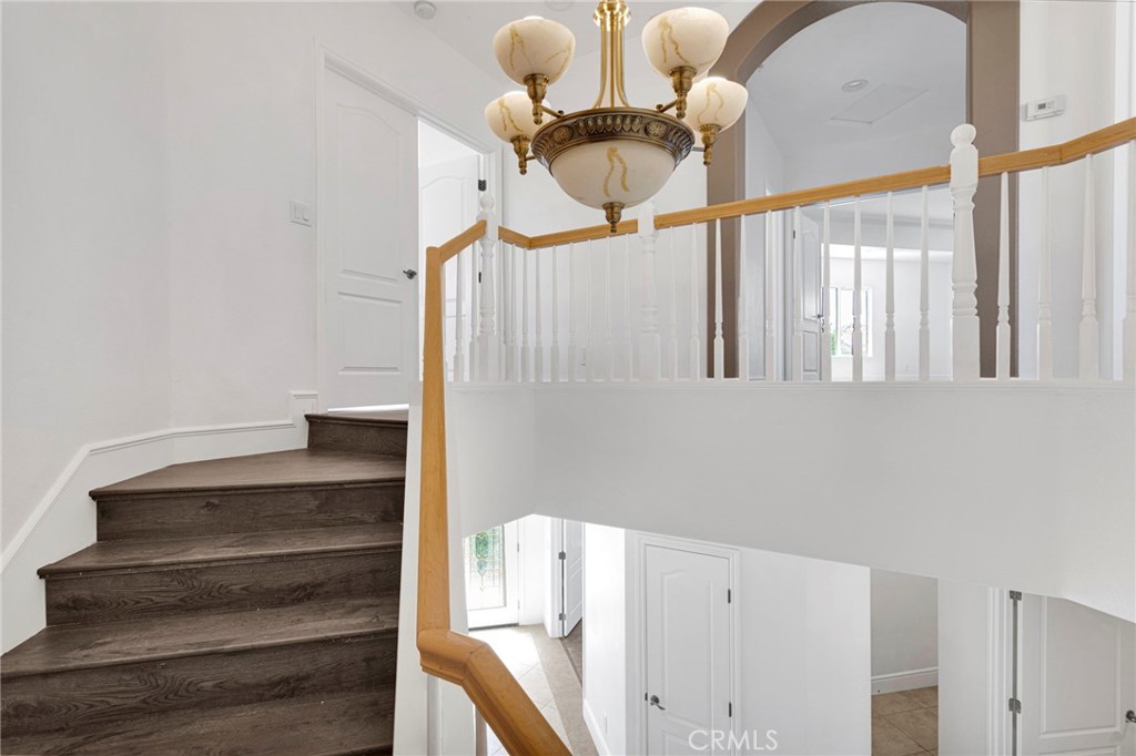 https://media.crmls.org/medias/0c0c3224-4820-4693-9489-951997cb100c.jpg?preset=X-Large