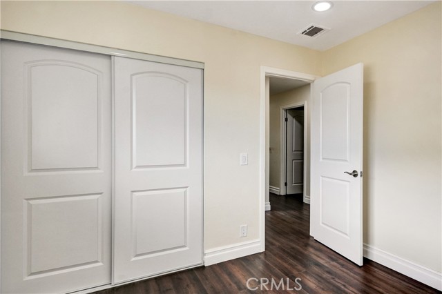 Detail Gallery Image 8 of 21 For 913 Bristol, San Dimas,  CA 91773 - 4 Beds | 2/1 Baths