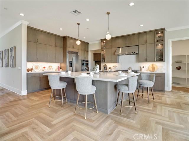 Detail Gallery Image 8 of 17 For 35889 Wildwood Crest Dr, Yucaipa,  CA 92399 - 4 Beds | 3 Baths