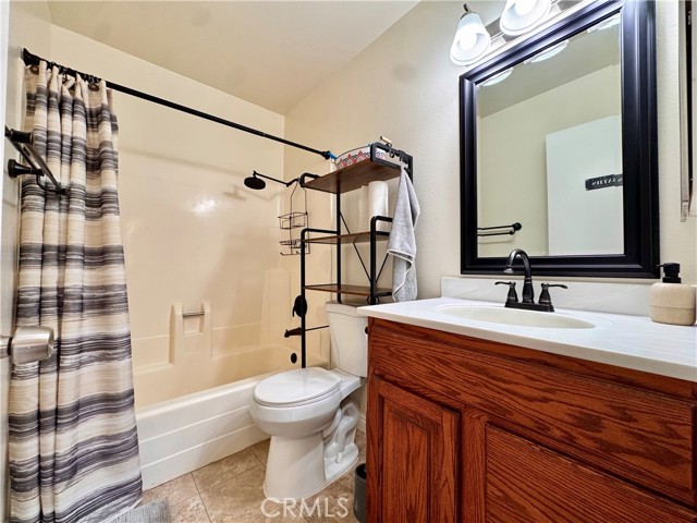 Detail Gallery Image 4 of 20 For 2442 Antelope, Corona,  CA 92882 - 4 Beds | 3 Baths