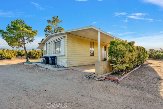 Detail Gallery Image 2 of 52 For 2278 Sunnyslope a & B, Pinon Hills,  CA 92372 - 5 Beds | 4 Baths