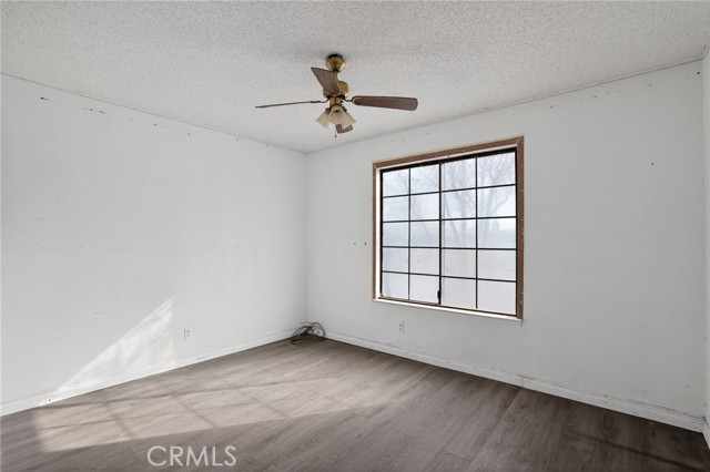 Detail Gallery Image 12 of 30 For 2559 E Avenue J2, Lancaster,  CA 93535 - 3 Beds | 2 Baths