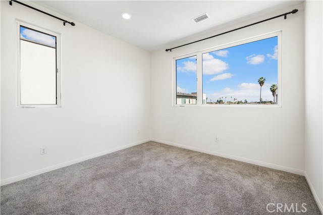 Detail Gallery Image 26 of 50 For 10614 Paramount Bld, Downey,  CA 90241 - 4 Beds | 3/1 Baths
