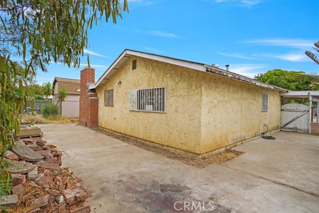 12985 Kagel Canyon Street, Pacoima CA: https://media.crmls.org/medias/0c0f9216-09a2-49b9-9483-f4c19bf491c0.jpg