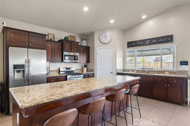 Detail Gallery Image 11 of 44 For 9500 Laurelwood Ct, Shafter,  CA 93263 - 4 Beds | 2 Baths