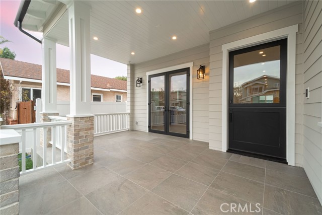 617 36th Street, Manhattan Beach, California 90266, 6 Bedrooms Bedrooms, ,6 BathroomsBathrooms,Residential,Sold,36th,SB22005152