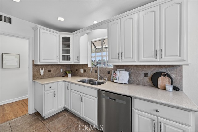 Detail Gallery Image 25 of 61 For 3023 Murray, Costa Mesa,  CA 92626 - 4 Beds | 2 Baths