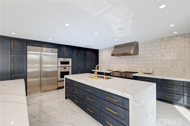 Detail Gallery Image 19 of 74 For 4030 - 4032 W 178th St, Torrance,  CA 90504 - 6 Beds | 3 Baths