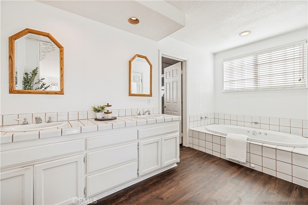 MLS #SR25255286 image #28