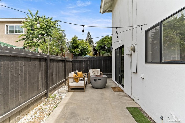 Detail Gallery Image 37 of 42 For 5681 E. Colorado St, Long Beach,  CA 90814 - 3 Beds | 2/1 Baths