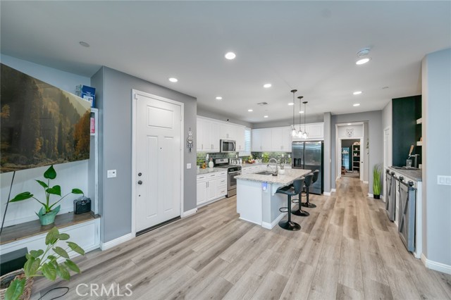 Detail Gallery Image 7 of 27 For 3418 E Paraduxx Privado, Ontario,  CA 91762 - 4 Beds | 3 Baths