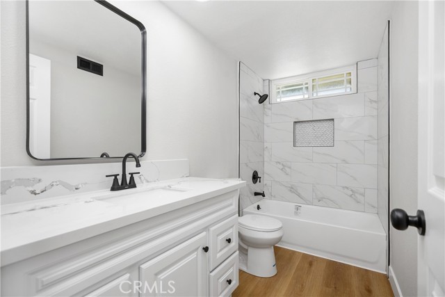 3614 S Olive Street, Santa Ana CA: https://media.crmls.org/medias/0c137d39-c523-4690-b3ec-cfa4b362bcac.jpg