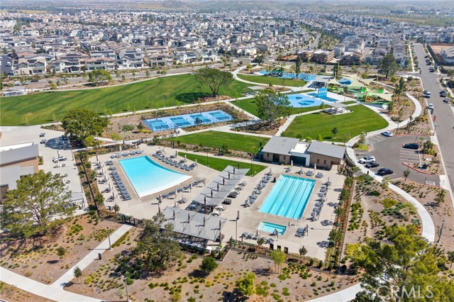 Detail Gallery Image 54 of 57 For 236 Yerba, Irvine,  CA 92618 - 4 Beds | 3/1 Baths