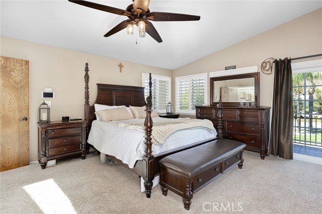 35225 Crystal Street, Yucaipa CA: https://media.crmls.org/medias/0c139710-d7a7-4fee-bb09-a940bd57453e.jpg