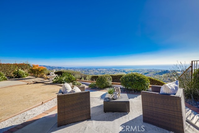 Detail Gallery Image 4 of 60 For 2945 via Blanco, San Clemente,  CA 92673 - 3 Beds | 2 Baths