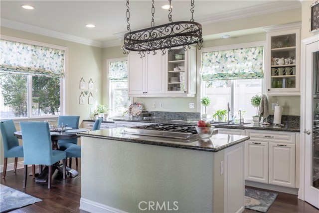 Detail Gallery Image 22 of 63 For 2589 N Promontory, Orange,  CA 92867 - 5 Beds | 3/1 Baths