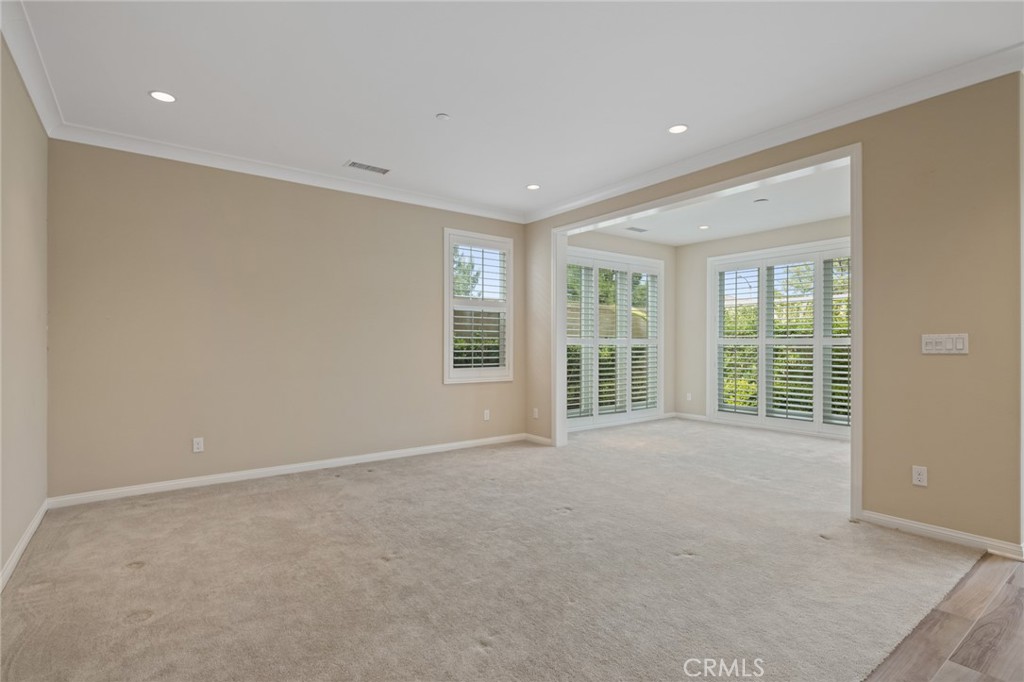 MLS #OC25268470 image #6