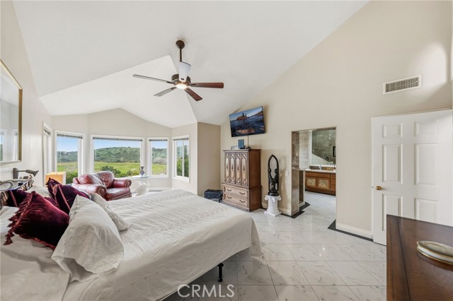 Detail Gallery Image 34 of 61 For 27 Mirador, Irvine,  CA 92612 - 3 Beds | 2/1 Baths